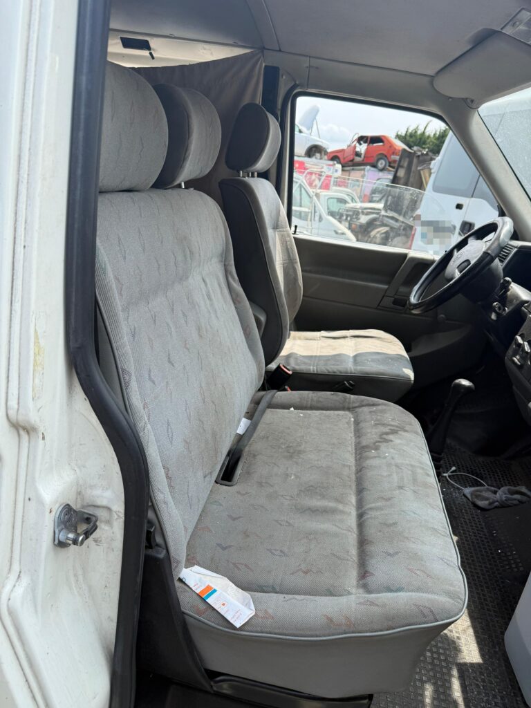 VOLKSWAGEN TRANSPORTER T4 IV 2.5 TDI 1998