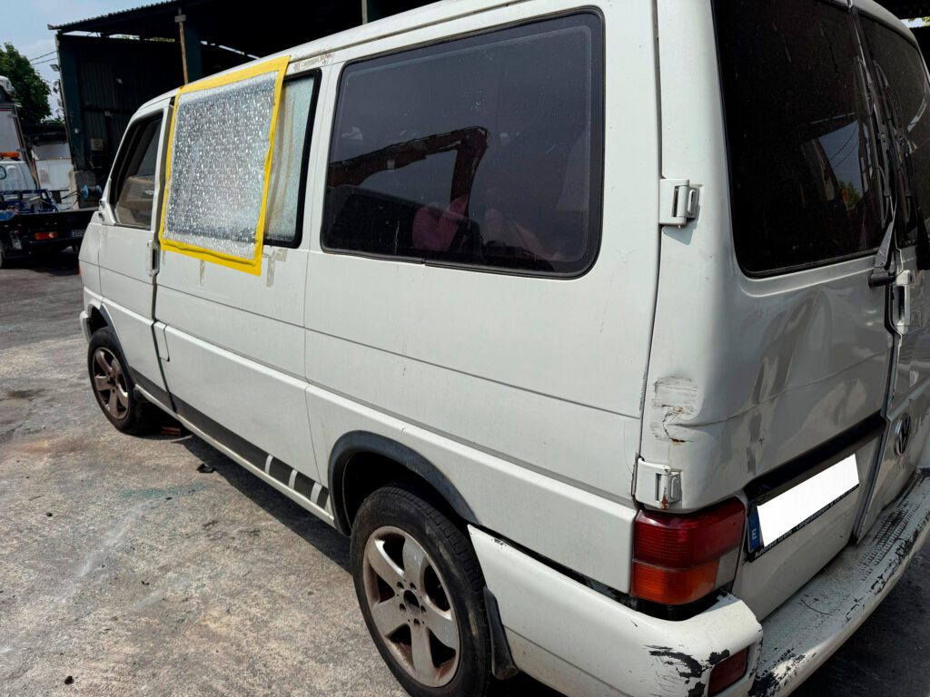 VOLKSWAGEN TRANSPORTER T4 IV 2.5 TDI 1998