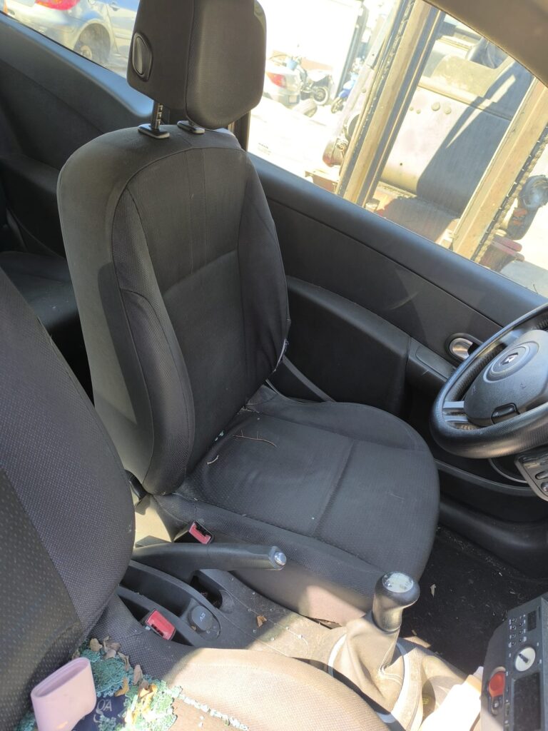 RENAULT CLIO III 1.4 GASOLINA 16V 2006